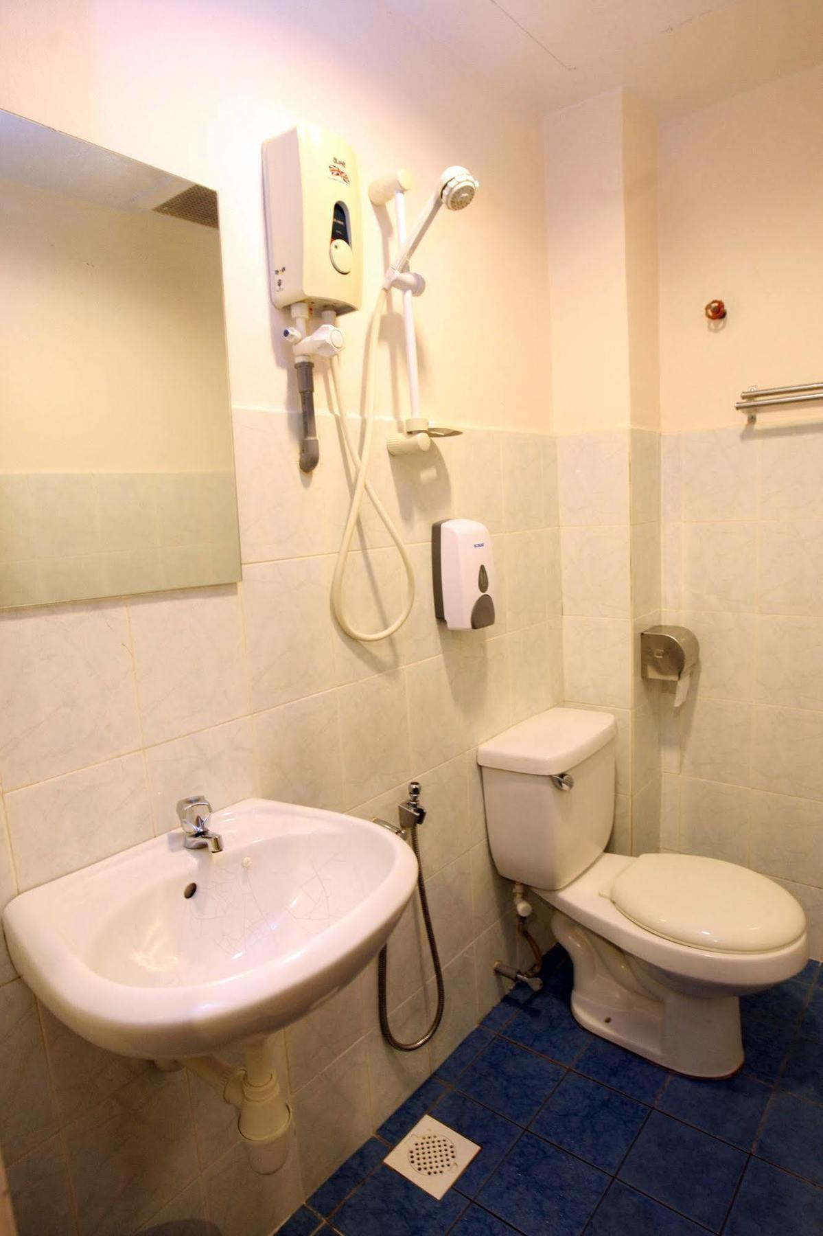 Uptown Hotel Kajang Kültér fotó